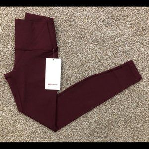 Lululemon Maroon Wunder Under 28"